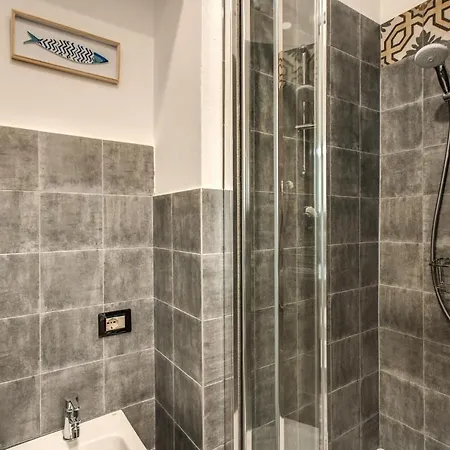 Aweshomeitaly - Cinque Terre Fancy *