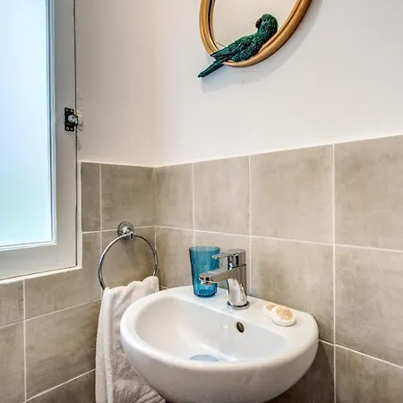 Aweshomeitaly - Cinque Terre Fancy Apartment *