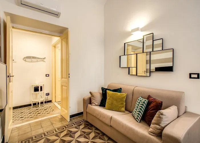 Aweshomeitaly - Cinque Terre Fancy *