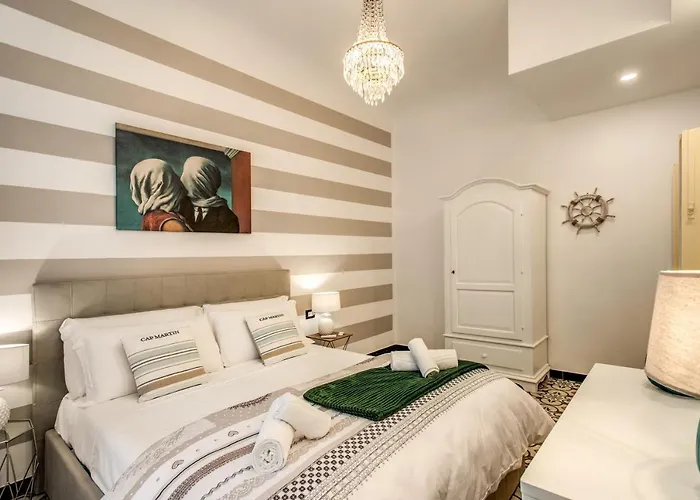 Aweshomeitaly - Cinque Terre Fancy