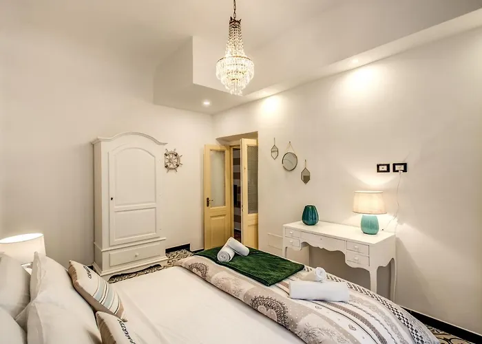 Aweshomeitaly - Cinque Terre Fancy * ラ・スペツィア